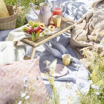 White And Blue Striped Quilt - WowCornwall