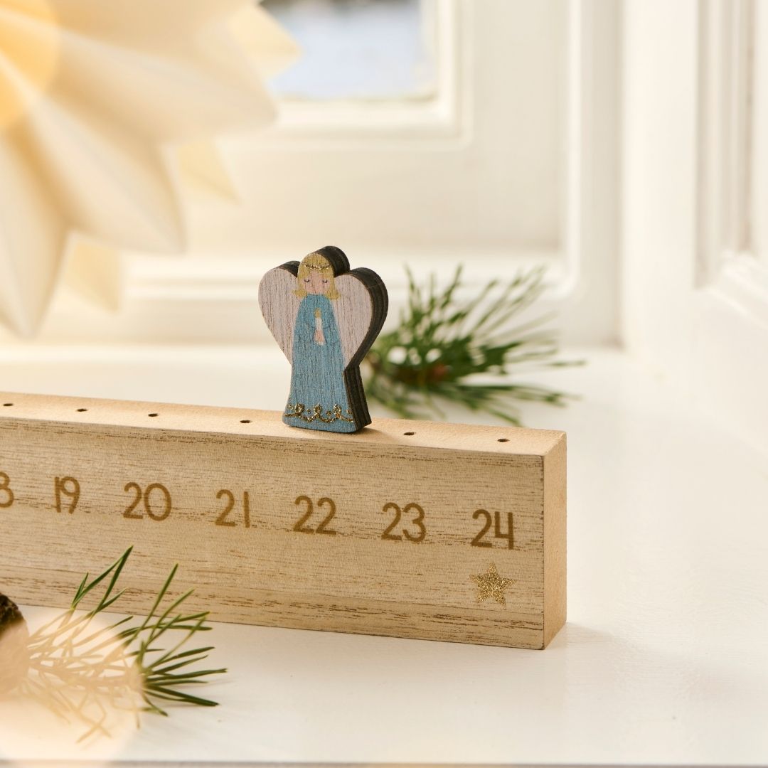 Walking Angel Christmas Calendar - WowCornwall