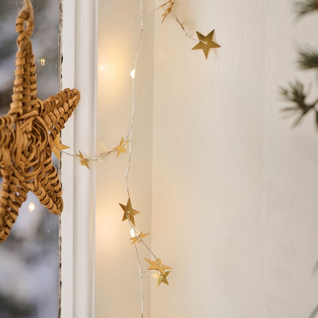 Indoor Wire String Lights with 20 Golden Stars - WowCornwall