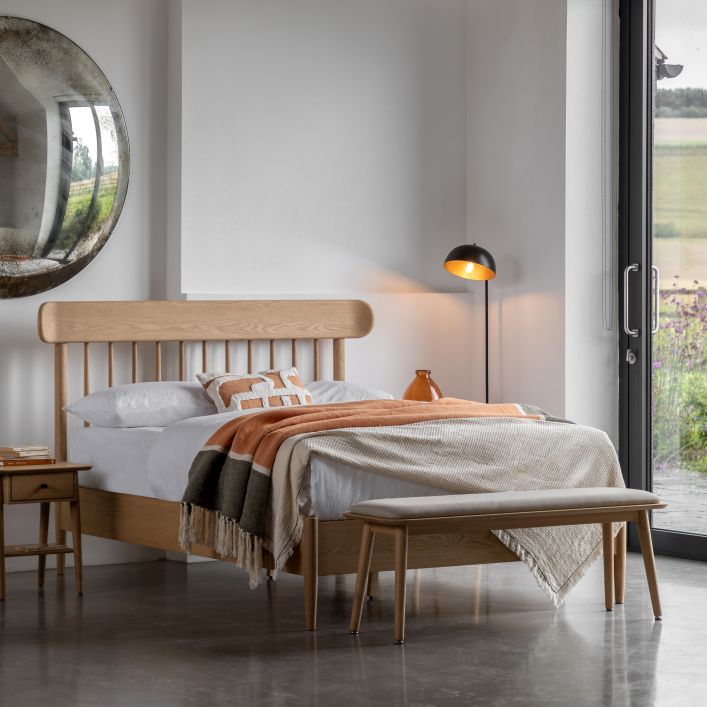 Hatfield 4'6 Spindle Bed Natural 1690x2000x1120mm - WowCornwall