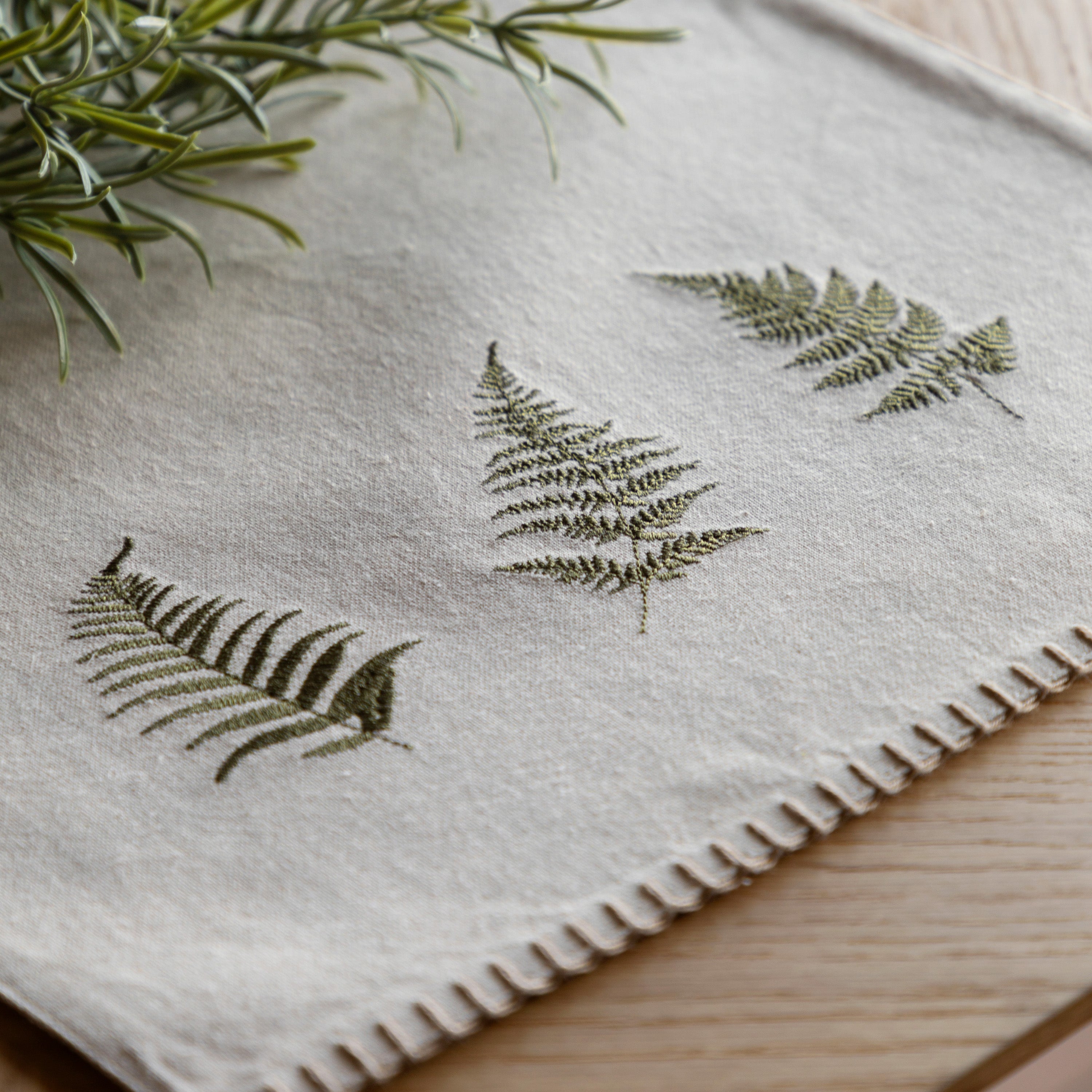 Autumn Woodland Table Runner - WowCornwall