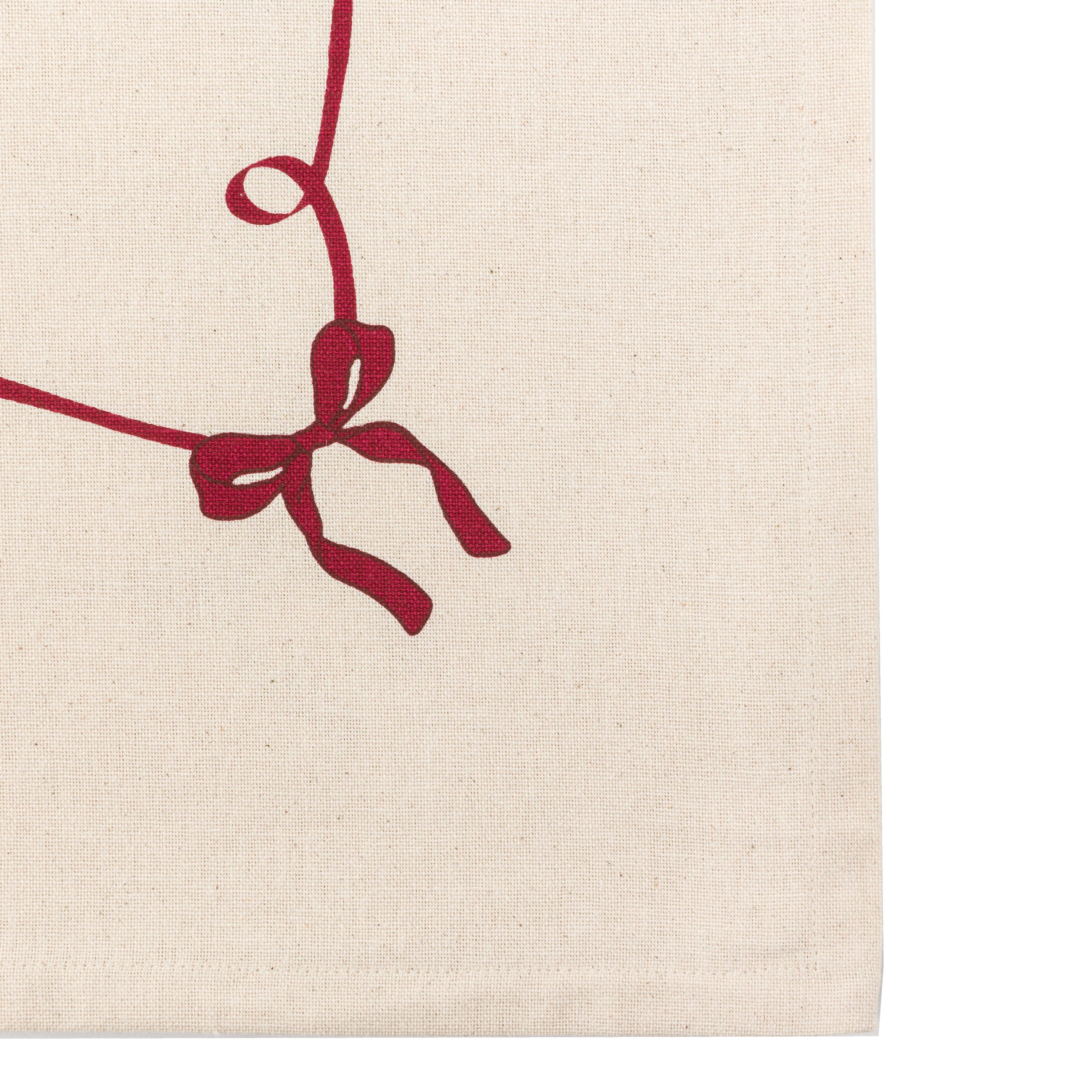 Heritage Christmas Printed Table Cloth - WowCornwall