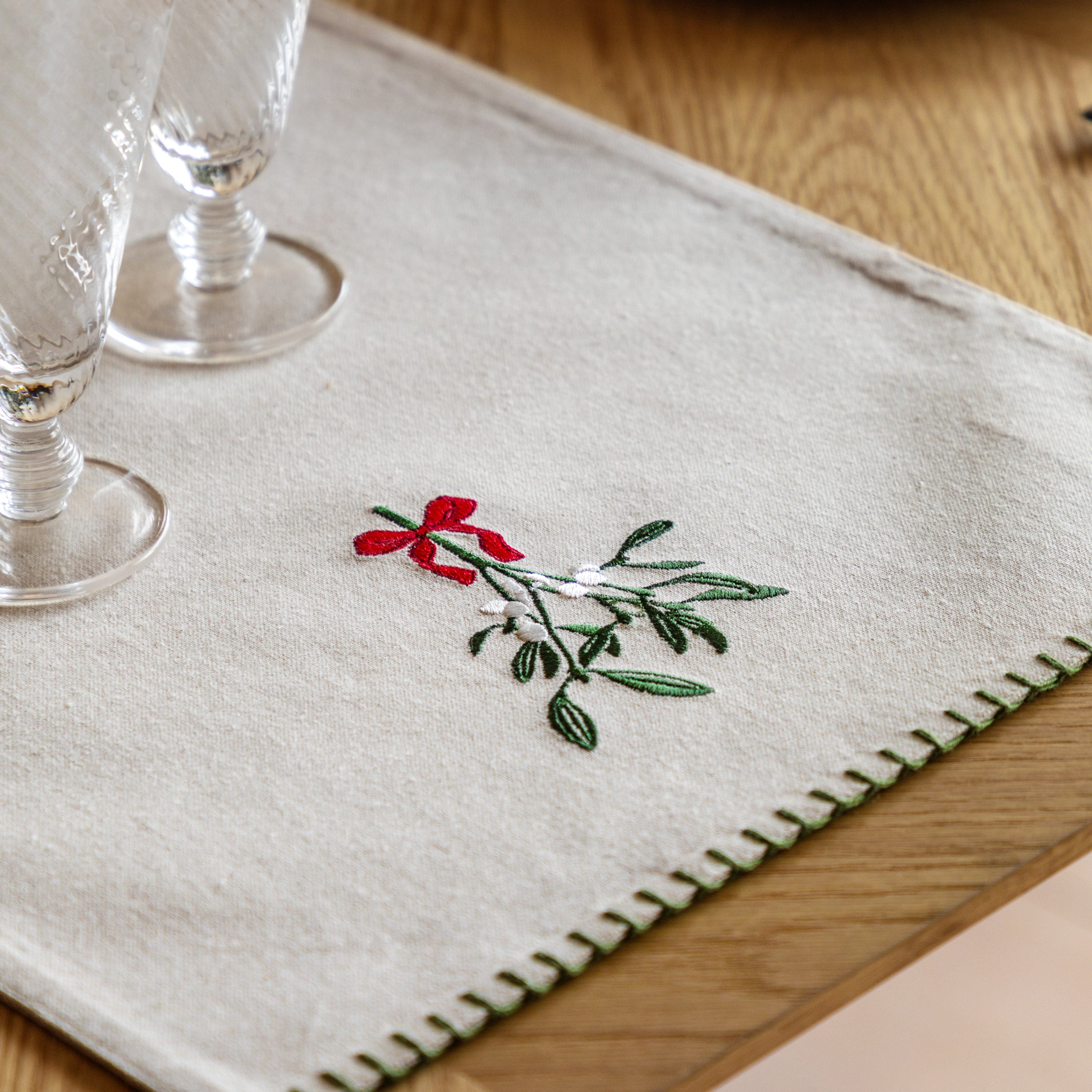 Woodland Christmas Table Runner Large - WowCornwall