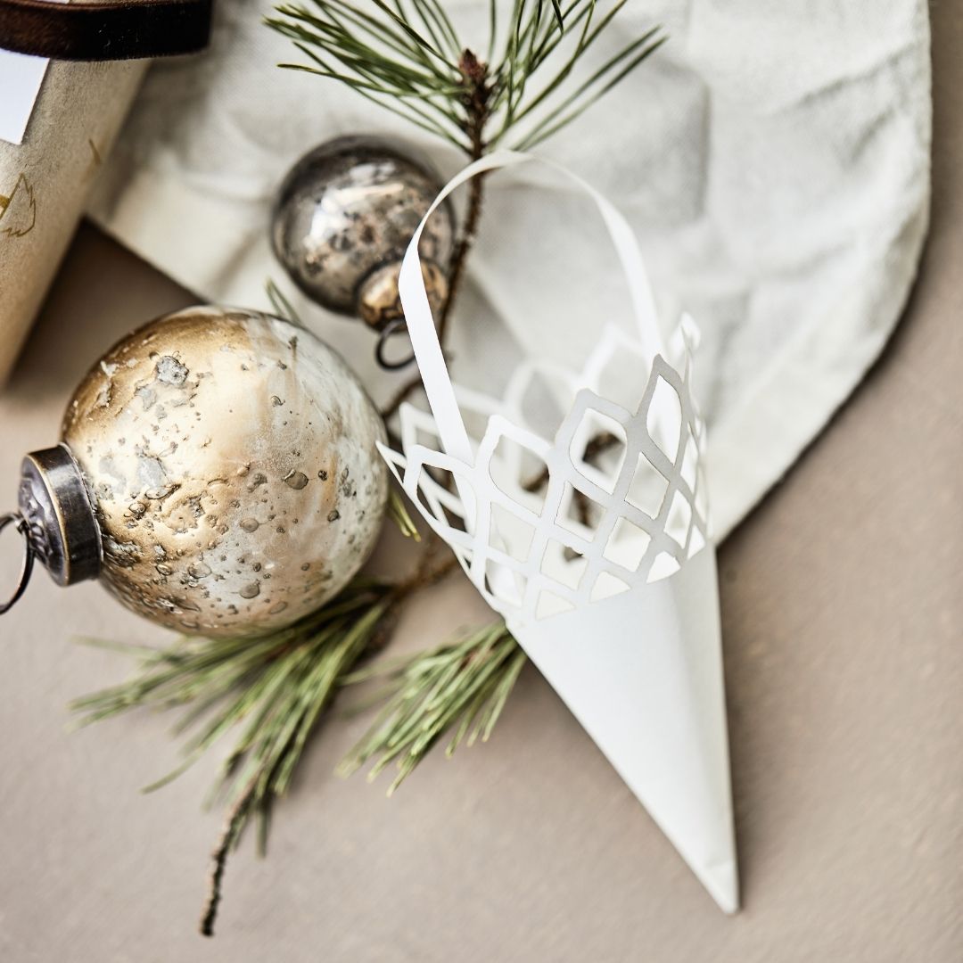 3 Paper Assorted Cornets, 12pcs in a box - WowCornwall