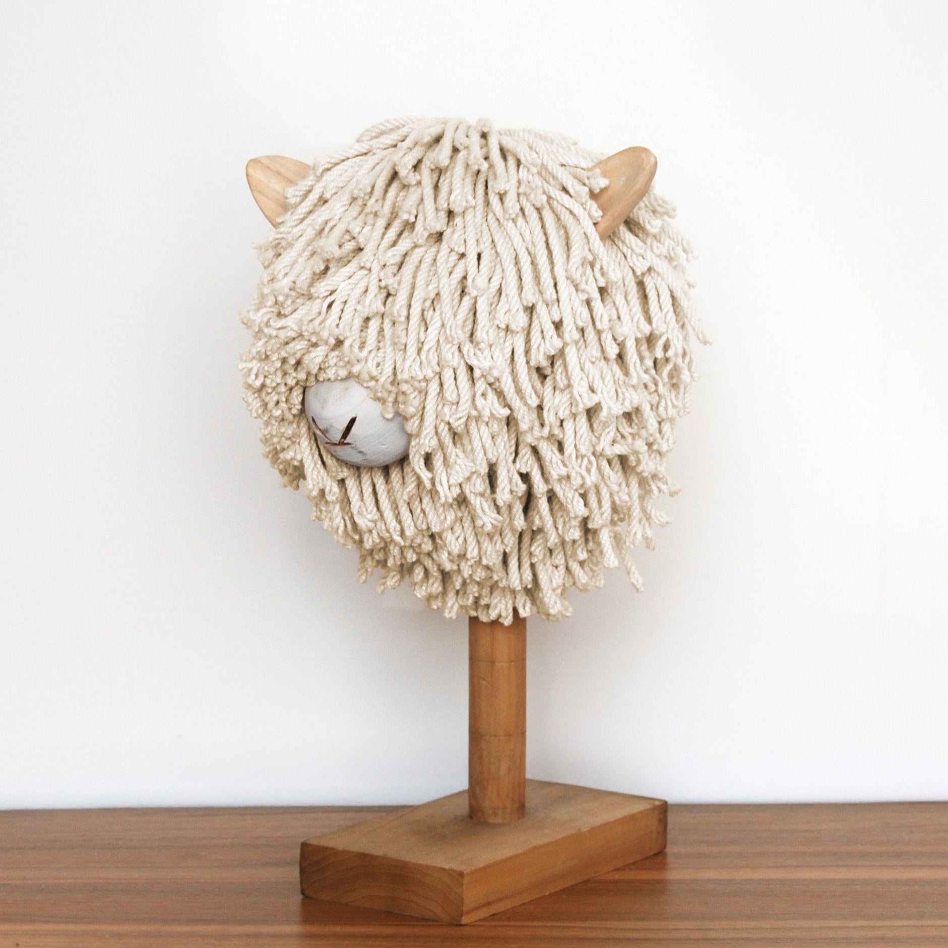 Baa-rbara Large Jute - Bleached - WowCornwall