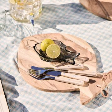 Cutting board w/leather string round fish acacia - WowCornwall