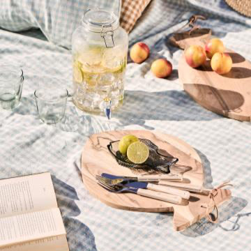 Cutting board w/leather string round fish acacia - WowCornwall