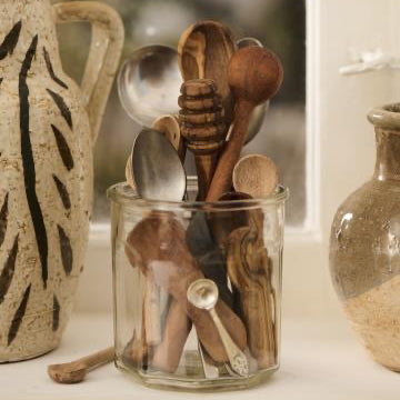 Honey spoon Olivia olive wood - WowCornwall