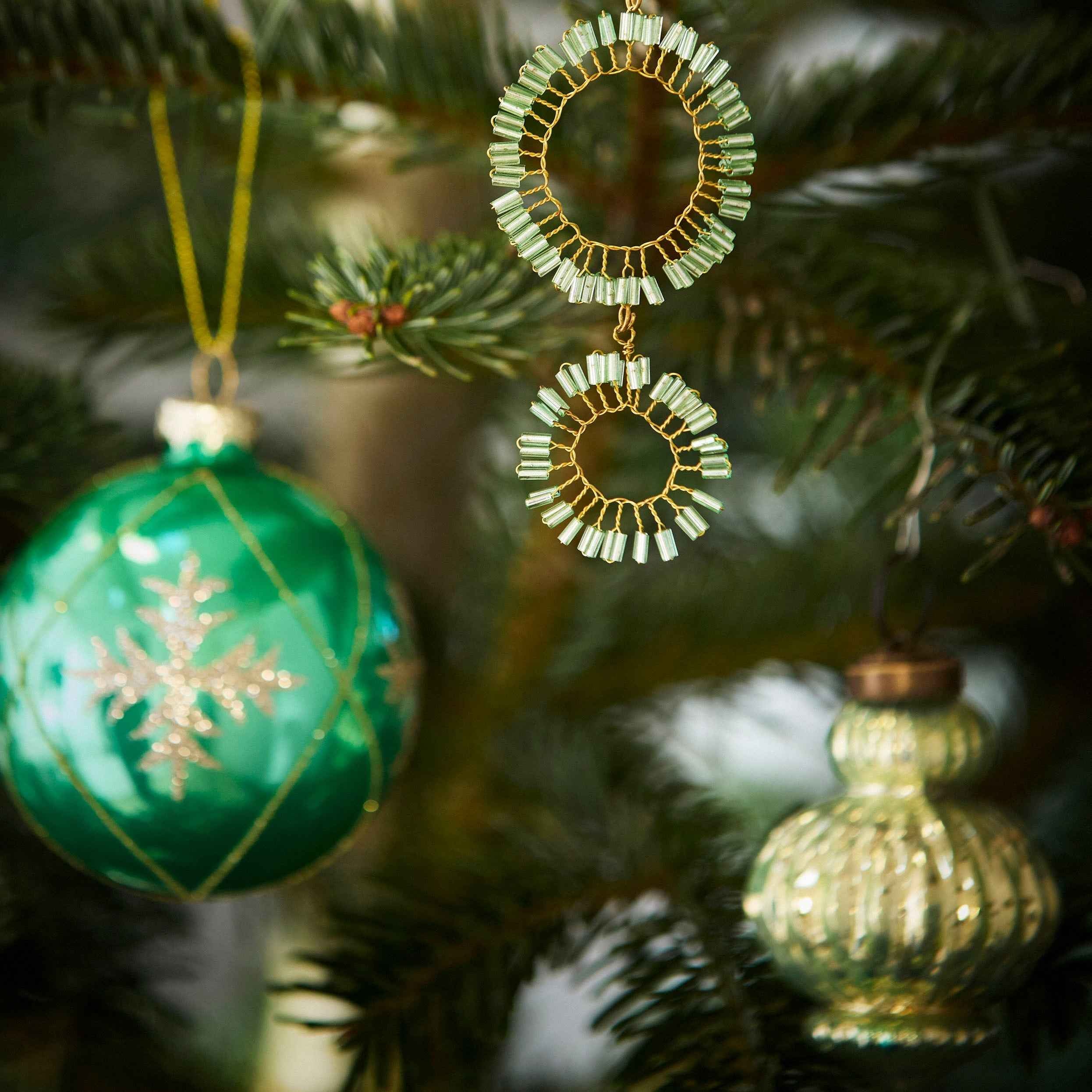 Seraphim Ivy Glass Baubles, Set of 4 (Ø8cm)