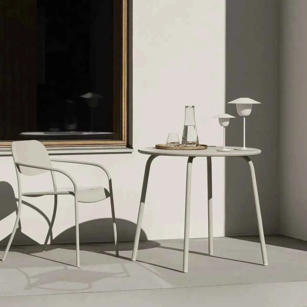 ANI Rechargeable LED Table Lamp – White