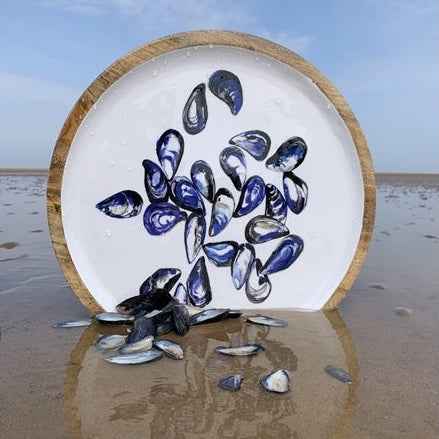Shoeless Joe Mussel Tray - (30cm)