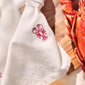 Napkin Atlantis, butter cream in three designs - WowCornwall