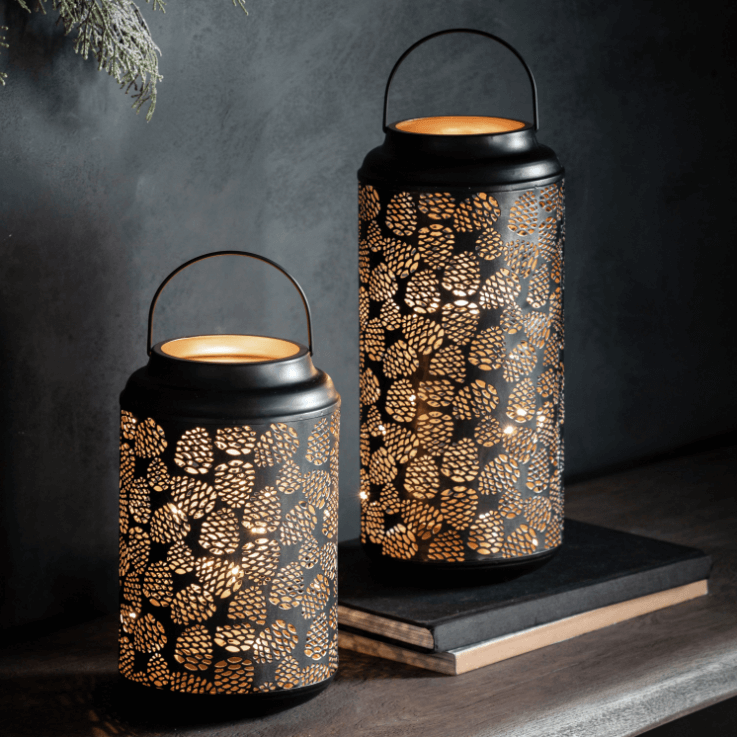 Pinecone Lantern LED Black - WowCornwall