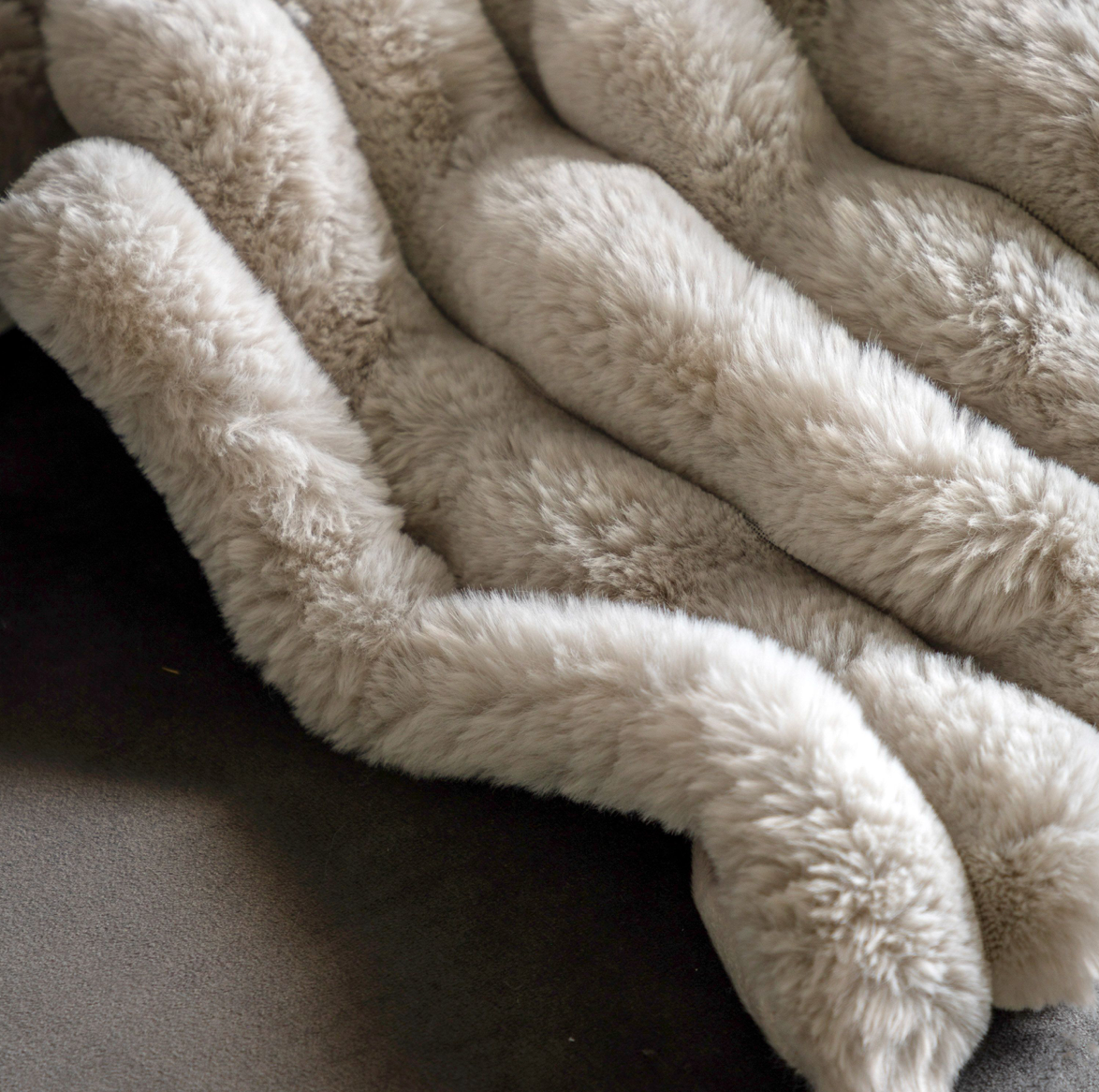 Ribbed Faux Fur Throw - Natural - WowCornwall