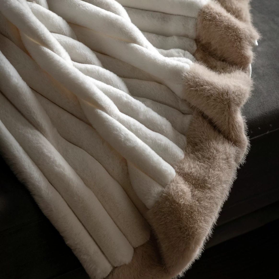 Whinfell Luxury Faux Fur Throw Cream - WowCornwall