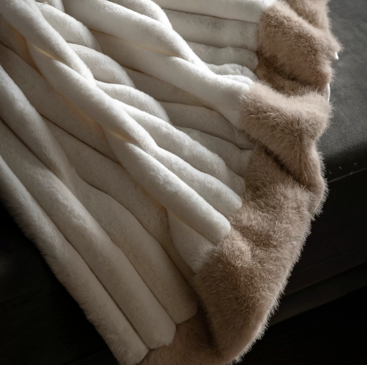 Whinfell Luxury Faux Fur Throw Cream - WowCornwall