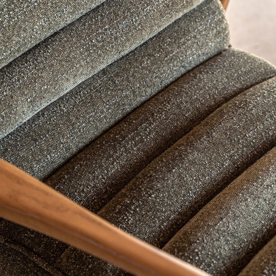 Datsun armchair Green - 690mm x 760mm x 800mm - WowCornwall