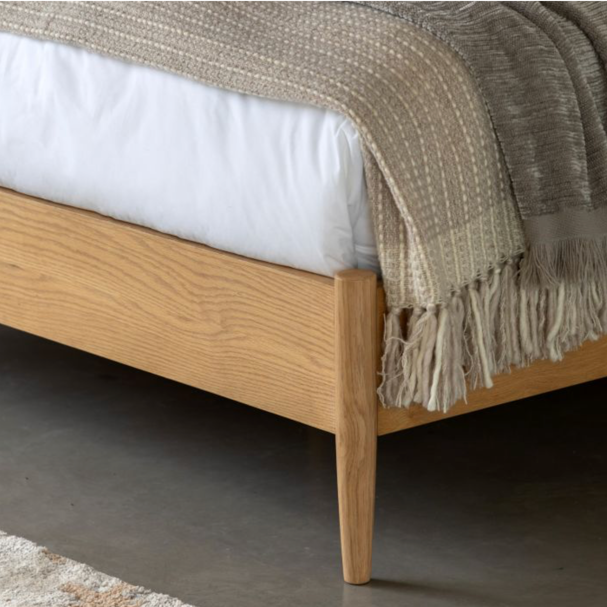 Hatfield 5' Bed Natural 1690x2000x1120mm - WowCornwall