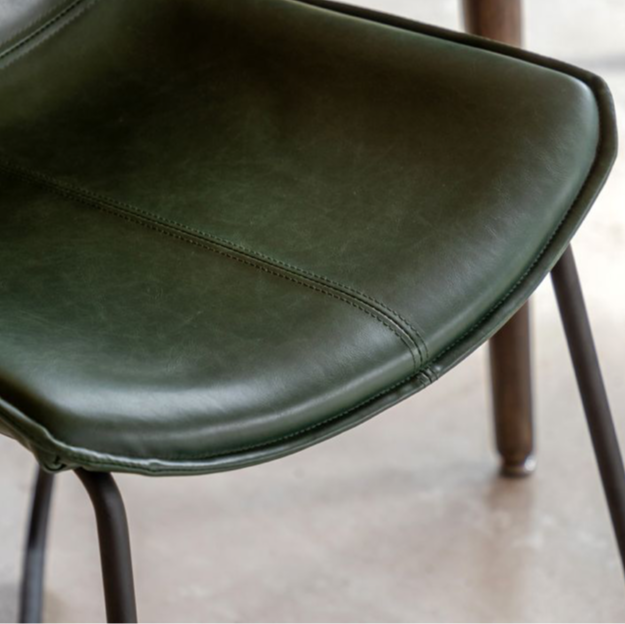 Hawking Chair Green (2pk) 475x590x850mm - WowCornwall