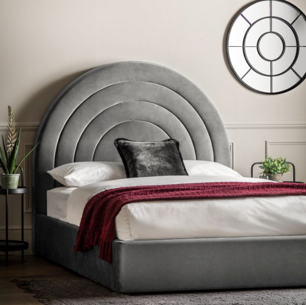 Arch 5' Bedstead Elephant 1650x2220x1535mm - WowCornwall