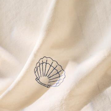 Table cloth Atlantis square with lobsters, crabs and shells butter cream - WowCornwall