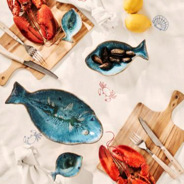 Table cloth Atlantis square with lobsters, crabs and shells butter cream - WowCornwall