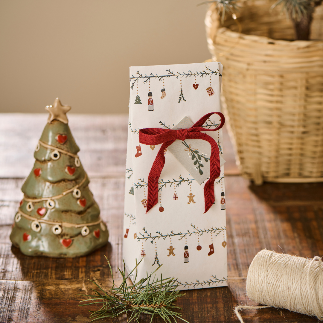 My Nostalgic Christmas Paper Bags Medium - WowCornwall