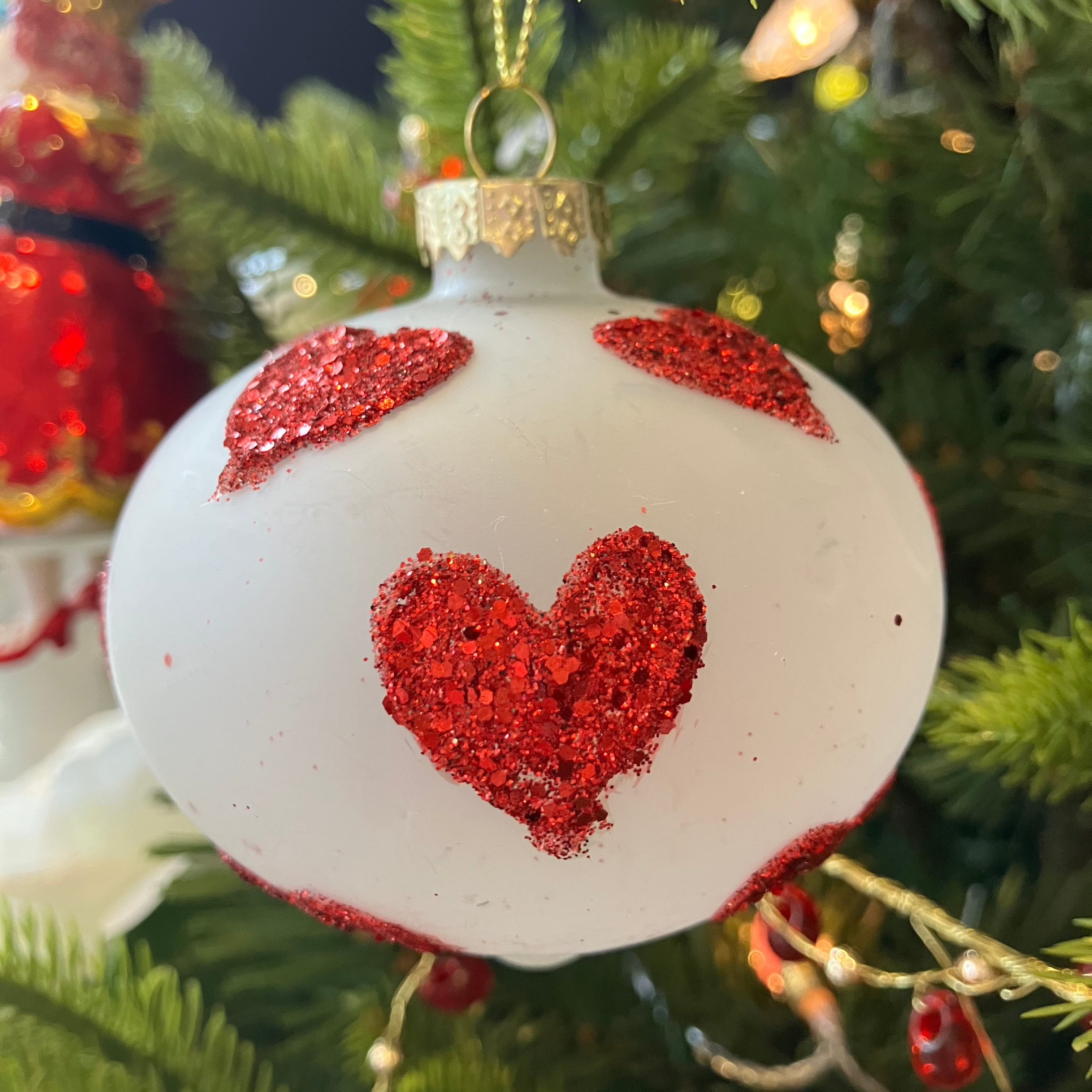 White/Red Frost Bauble with Red Hearts Decoration