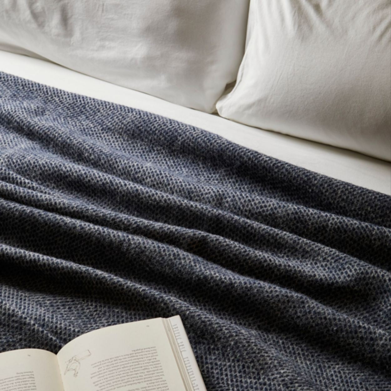 Beehive Navy & Grey Throw Extra Large - WowCornwall