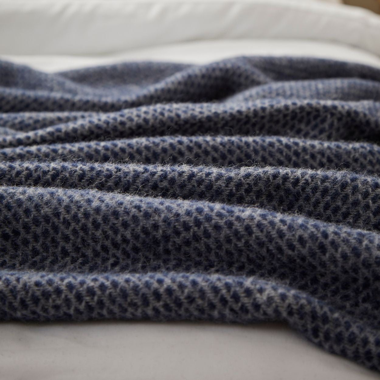 Beehive Navy & Grey Throw Extra Large - WowCornwall