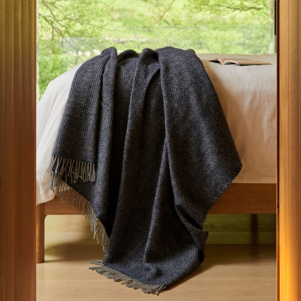 Beehive Navy & Grey Throw Extra Large - WowCornwall