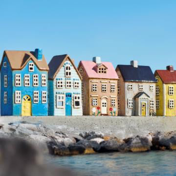 Ceramic House Tealight Visby - blue door brown roof - WowCornwall