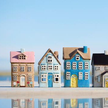 Ceramic House Tealight Visby - blue door brown roof - WowCornwall