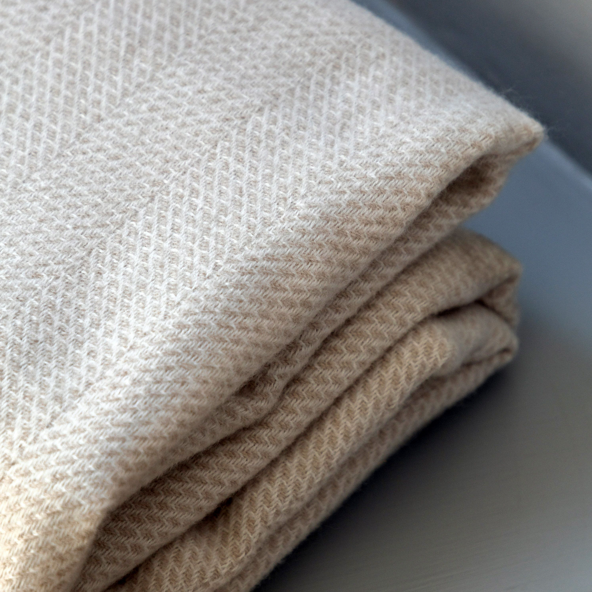 Cassis Herringbone Throw Ecru