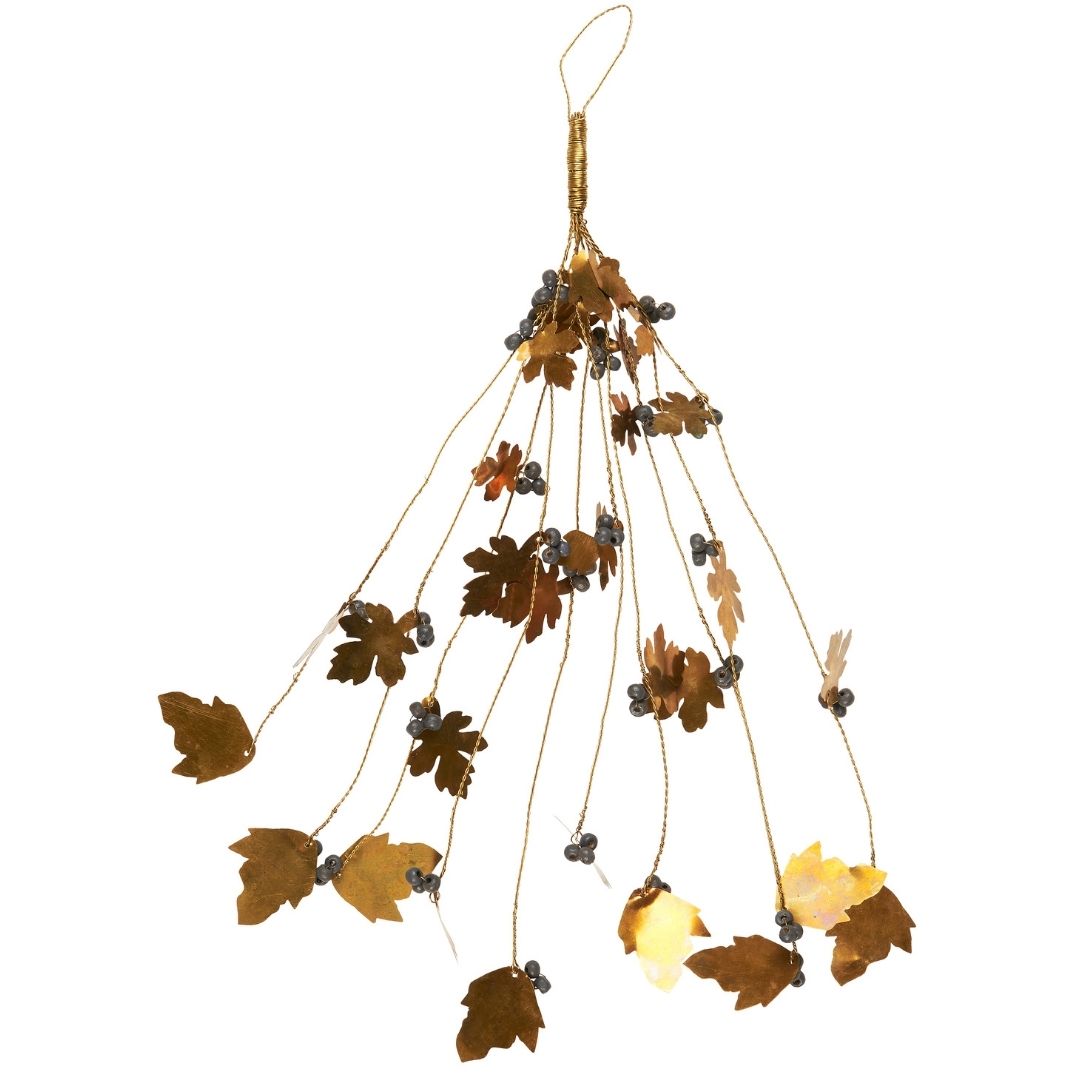 Leaf and Berry Hanger - WowCornwall