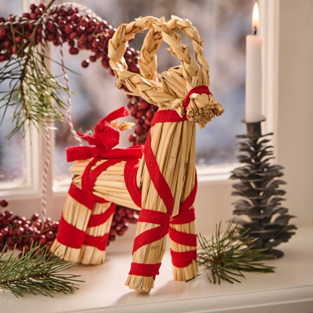 Christmas Goat with Red Ribbon - WowCornwall