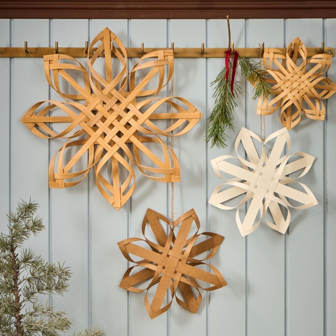 Hanging White 8 Sided Paper Star - WowCornwall
