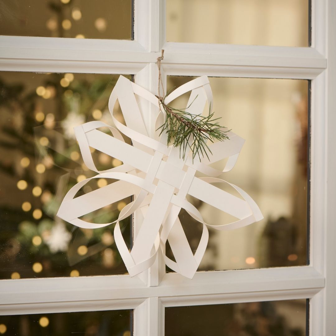 Hanging White 8 Sided Paper Star - WowCornwall
