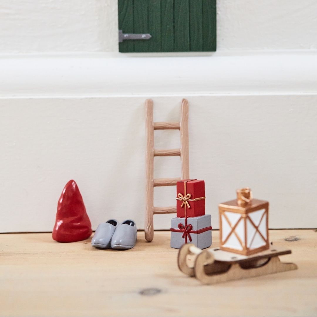 7pc Elf Door Decoration - WowCornwall