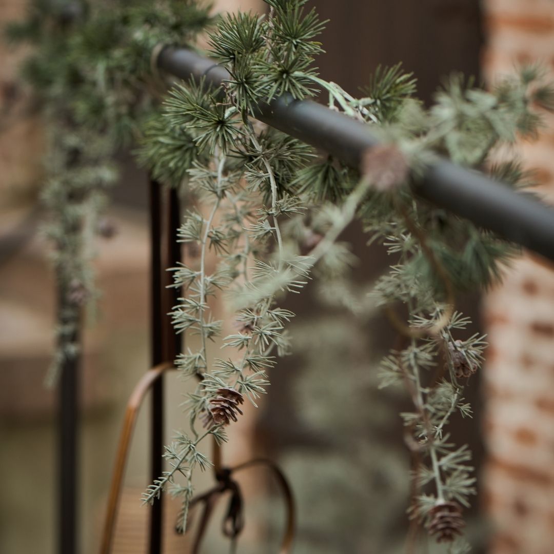 Cedar Garland with Cones 180cm - WowCornwall