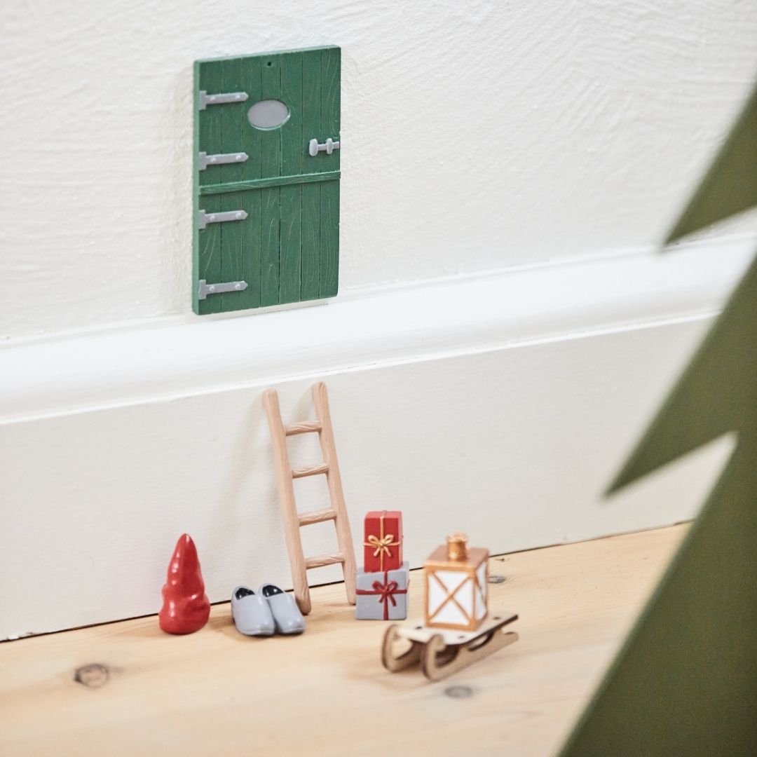 7pc Elf Door Decoration - WowCornwall