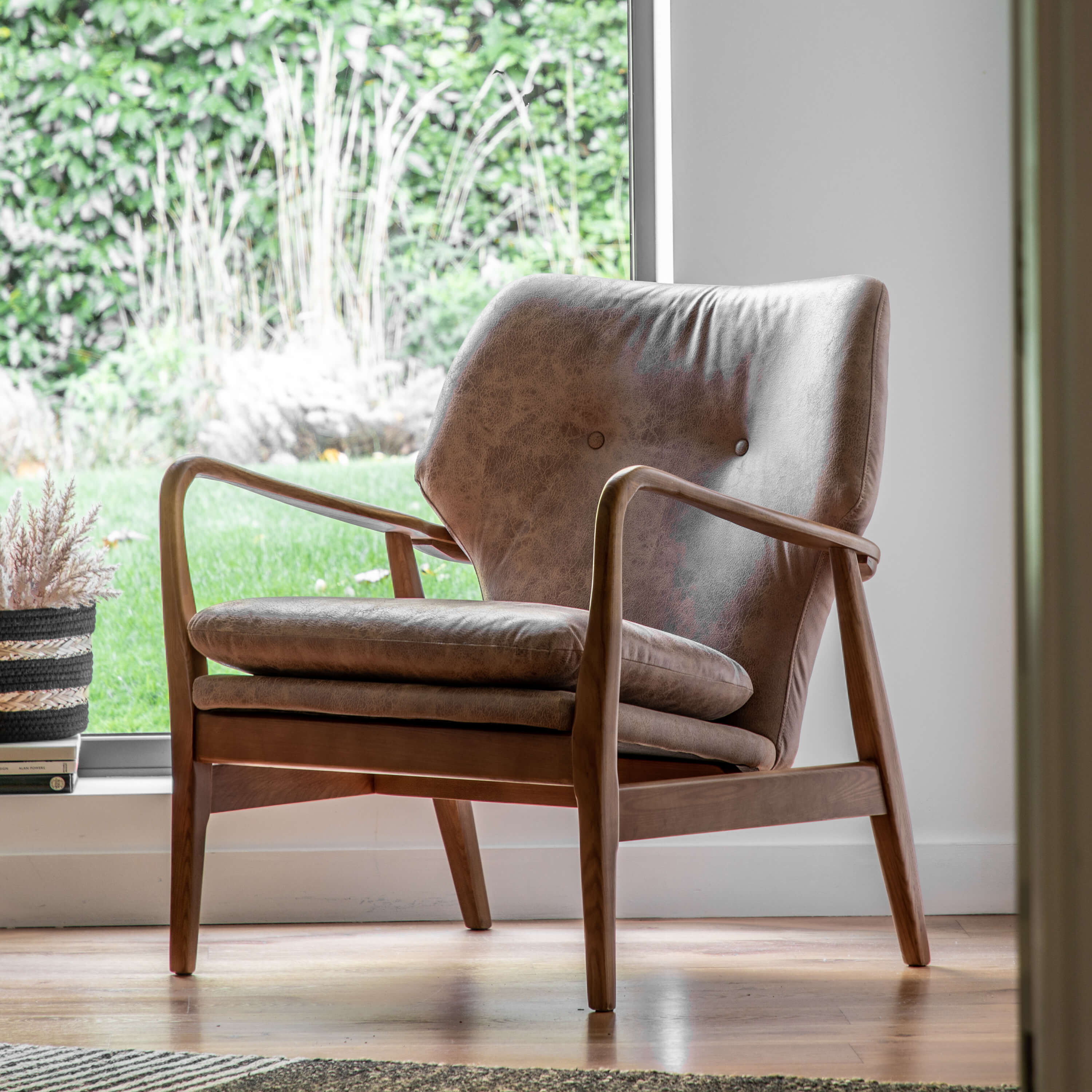 Jensen Armchair Brown Leather 730x740x850mm - WowCornwall