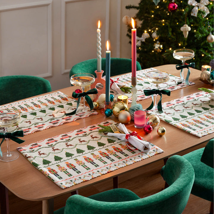 Christmas Celebration Festive Set of 4 Placemats Multicolour - WowCornwall