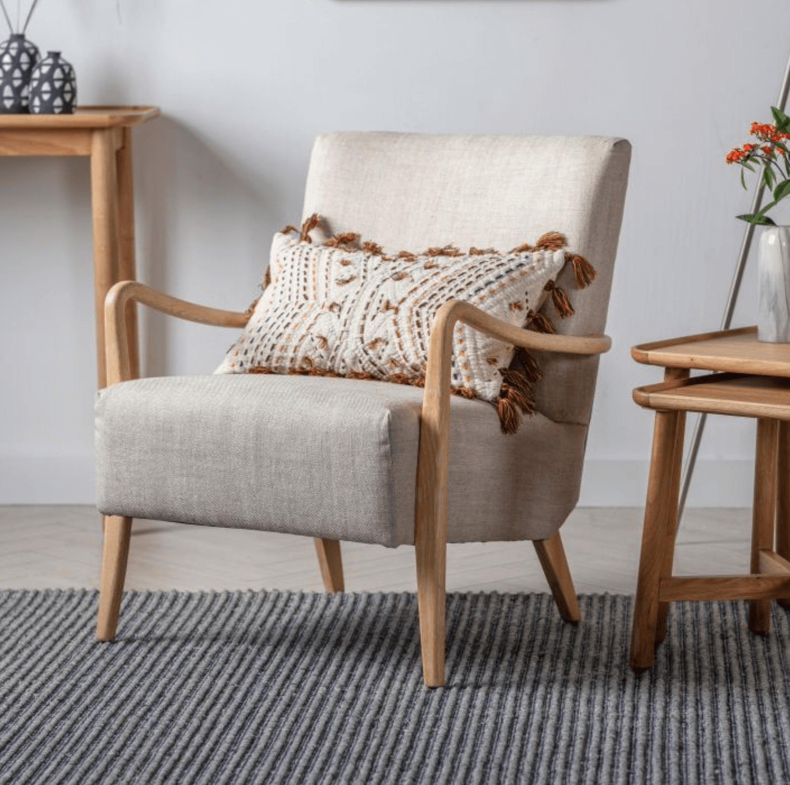 Chedworth Armchair Natural Linen 660x750x800mm - WowCornwall