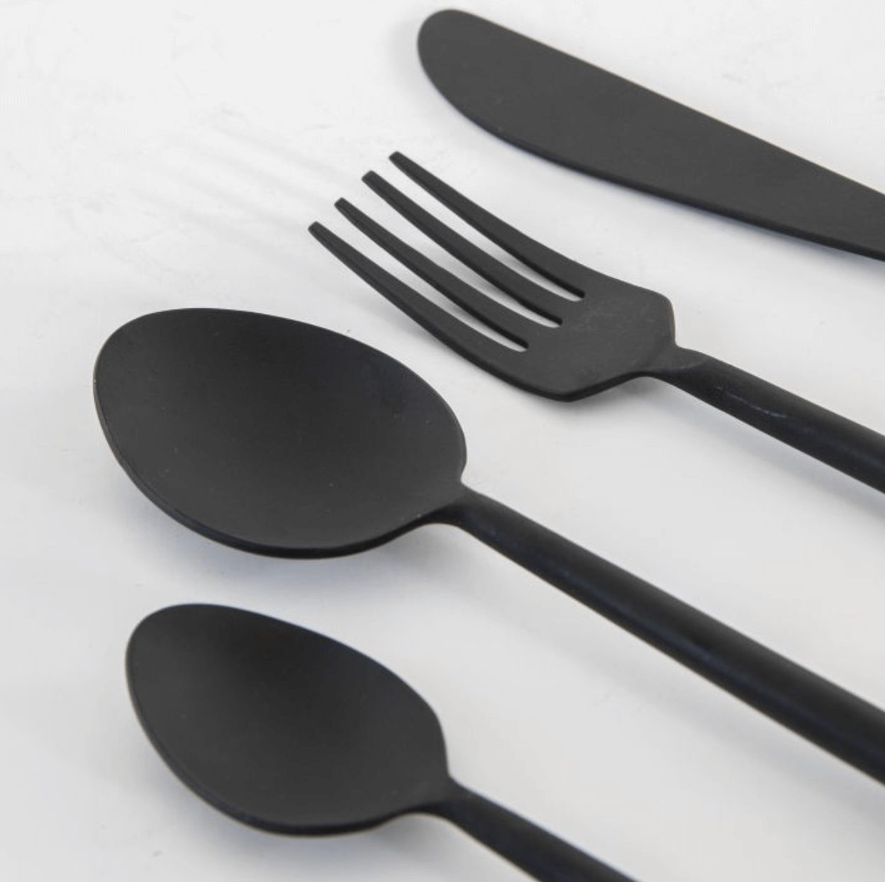 Elin Cutlery Set x16 Matt Black - WowCornwall