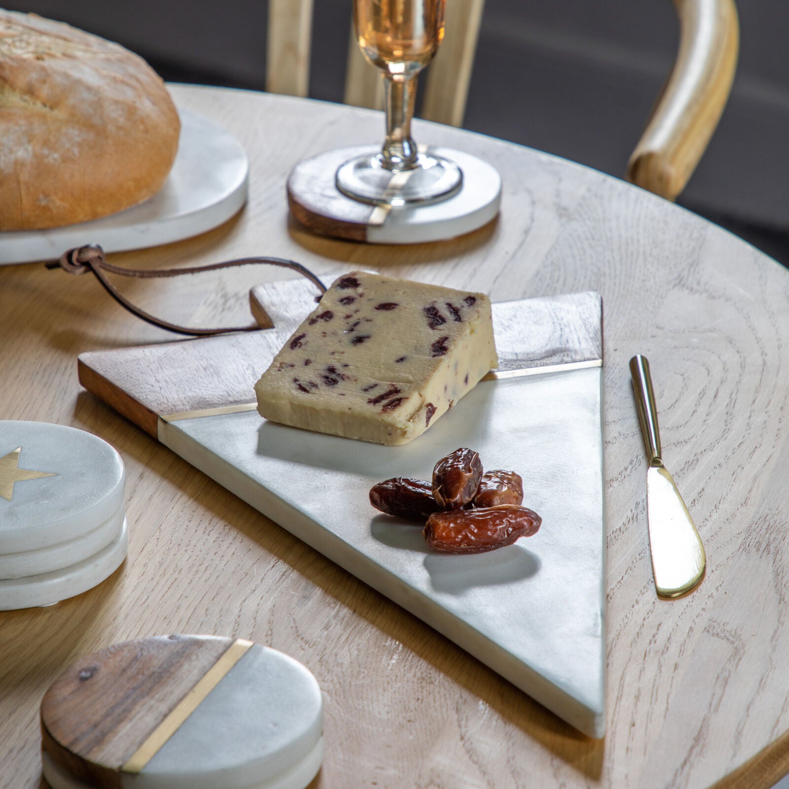 Stripe marble, brass and wood tree board - WowCornwall