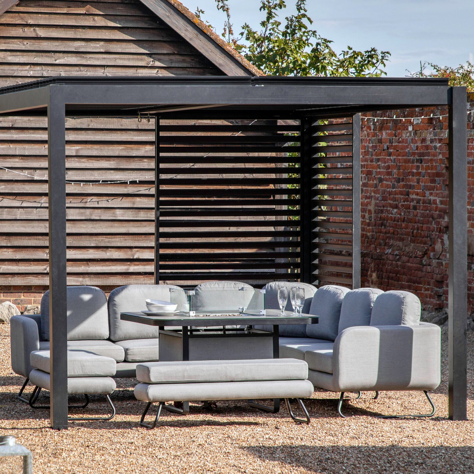 Messina Pergola Louvre Screen Black 900x2180mm - WowCornwall