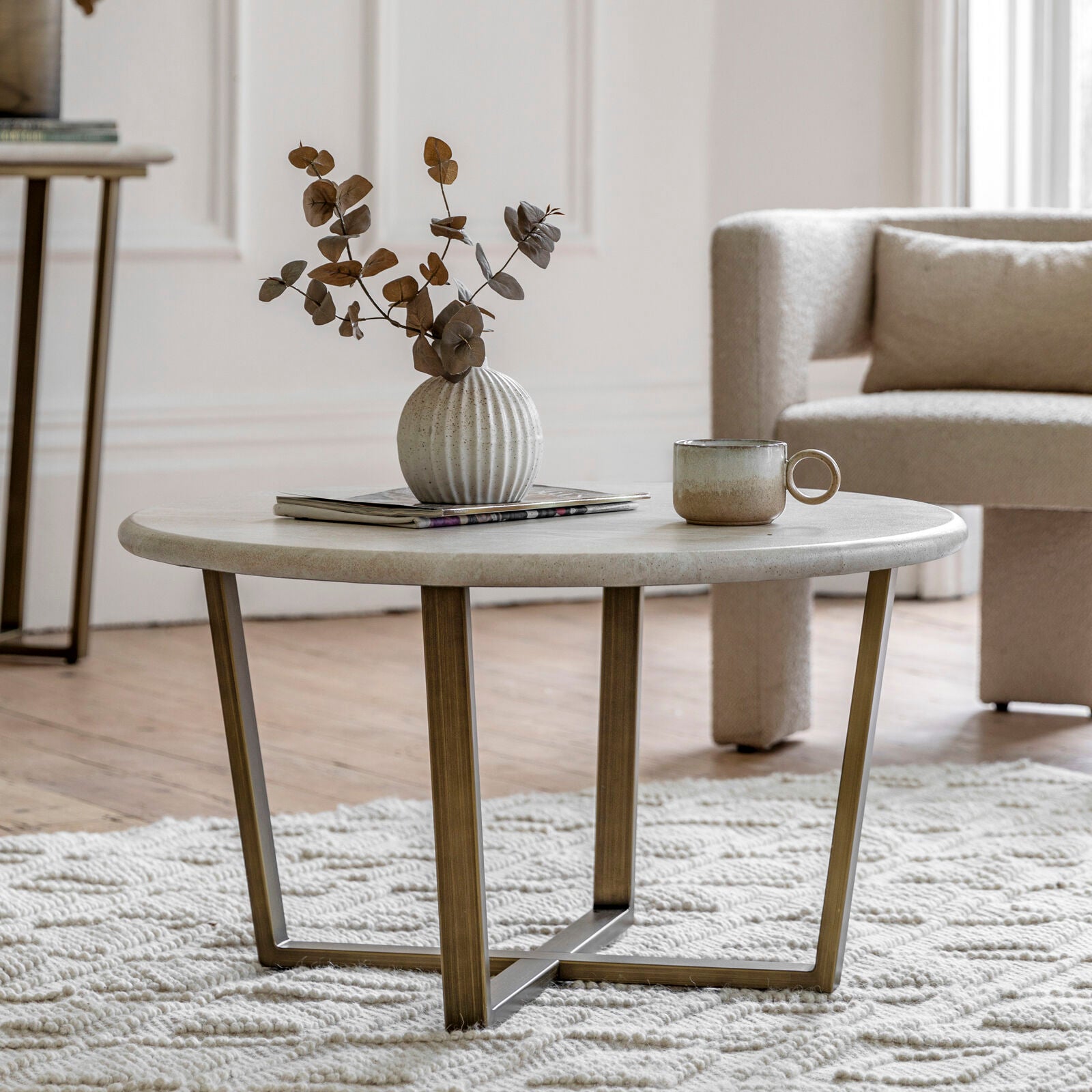 Moderna Round Coffee Table