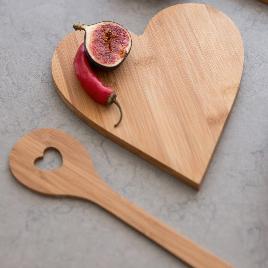 Bamboo spoon with heart cutout - WowCornwall