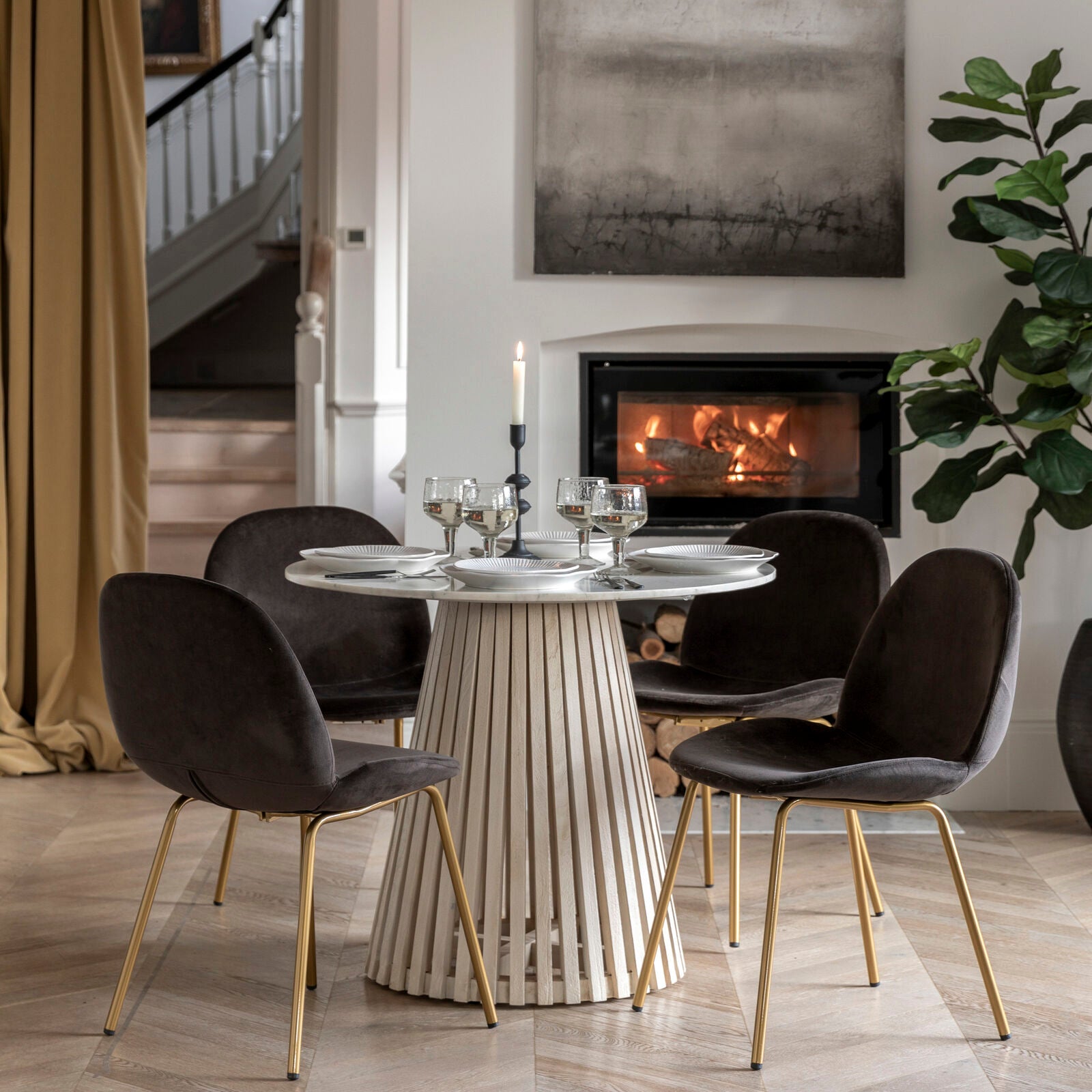 Soho Round Dining Table